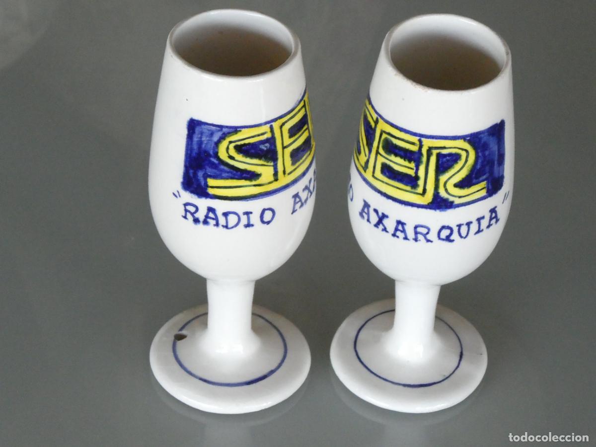 Otros art&iacute;culos de coleccionismo en papel: 2 VASOS CATAVINOS DE CER&Aacute;MICA. RADIO EMISORA CANAL CADENA SER AXARQU&Iacute;A M&Aacute;LAGA. 12CM. 200GR
