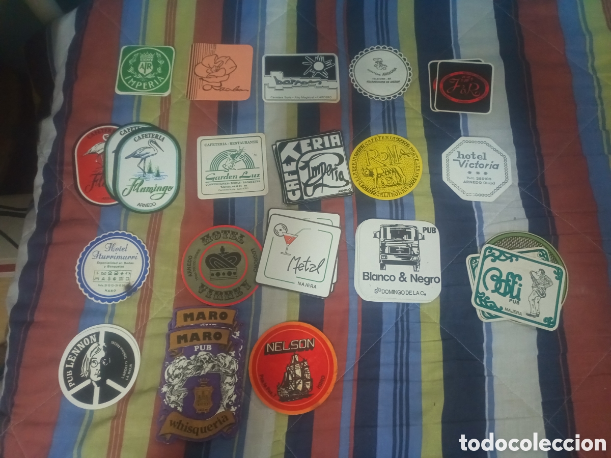 Outros artigos de papel: LOTE ANTIGUOS 32 POSAVASOS VINTAGE &Eacute;POCA DORADA PUBS BARES Y DISCOTECAS DE PUEBLOS DE LA RIOJA