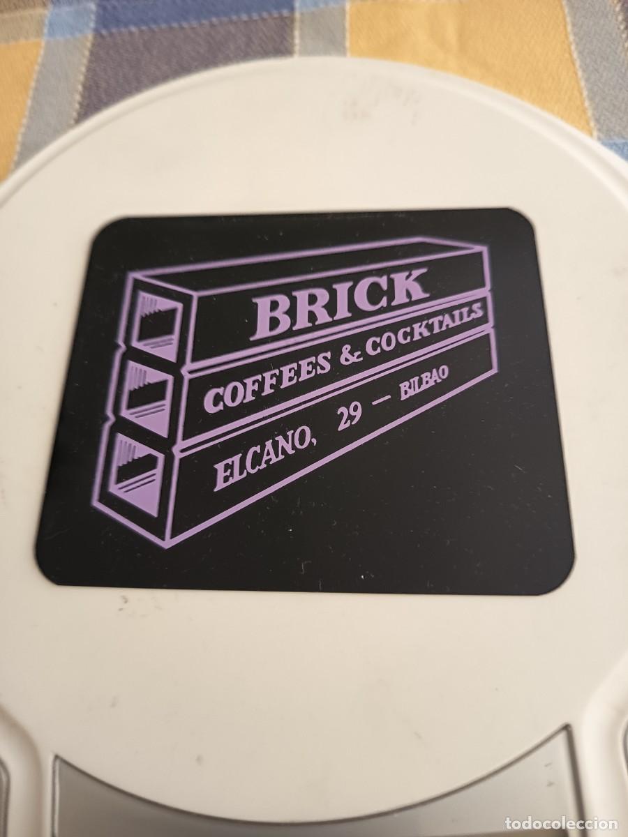 Otros art&iacute;culos de coleccionismo en papel: POSAVASOS PUB BRICK-BILBAO-VIZCAYA