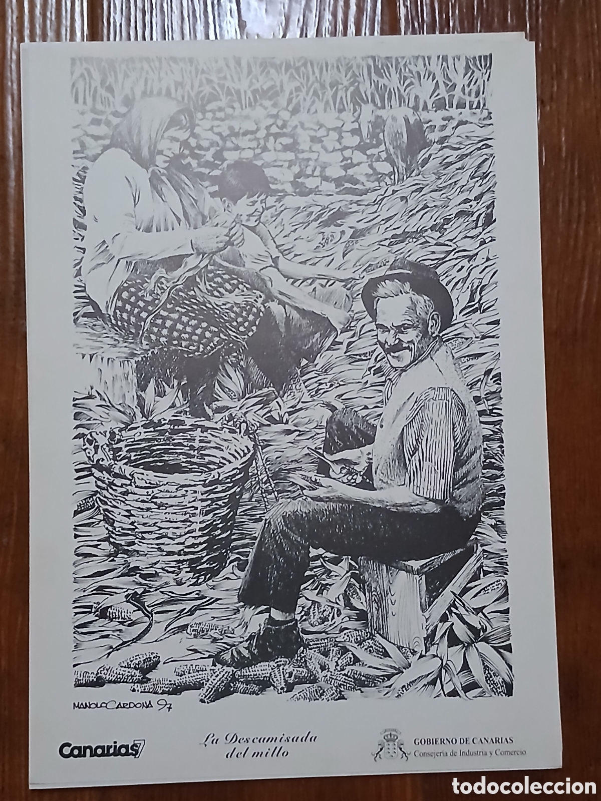 Otros art&iacute;culos de coleccionismo en papel: L&aacute;mina Labores Canarias -La Descamisada del Millo- Canarias 7 -35x25cm- 1.983
