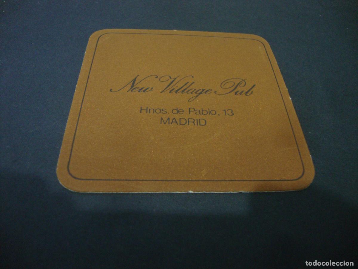 Otros art&iacute;culos de coleccionismo en papel: POSAVASOS NEW VILLAGE PUB MADRID