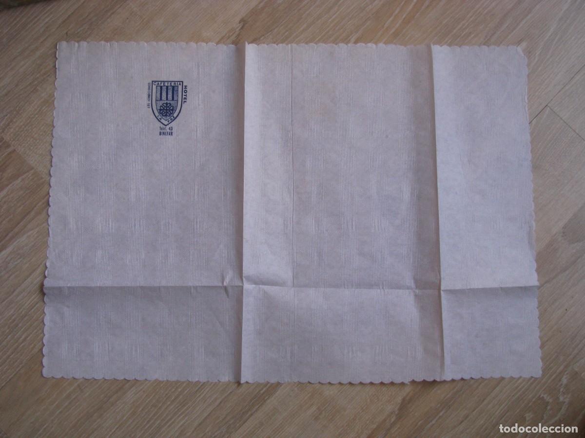 Otros art&iacute;culos de coleccionismo en papel: MANTEL INDIVIDUAL DE PAPEL HOTEL CAFETERIA LA PAZ. BINEFAR. 50X35 CM