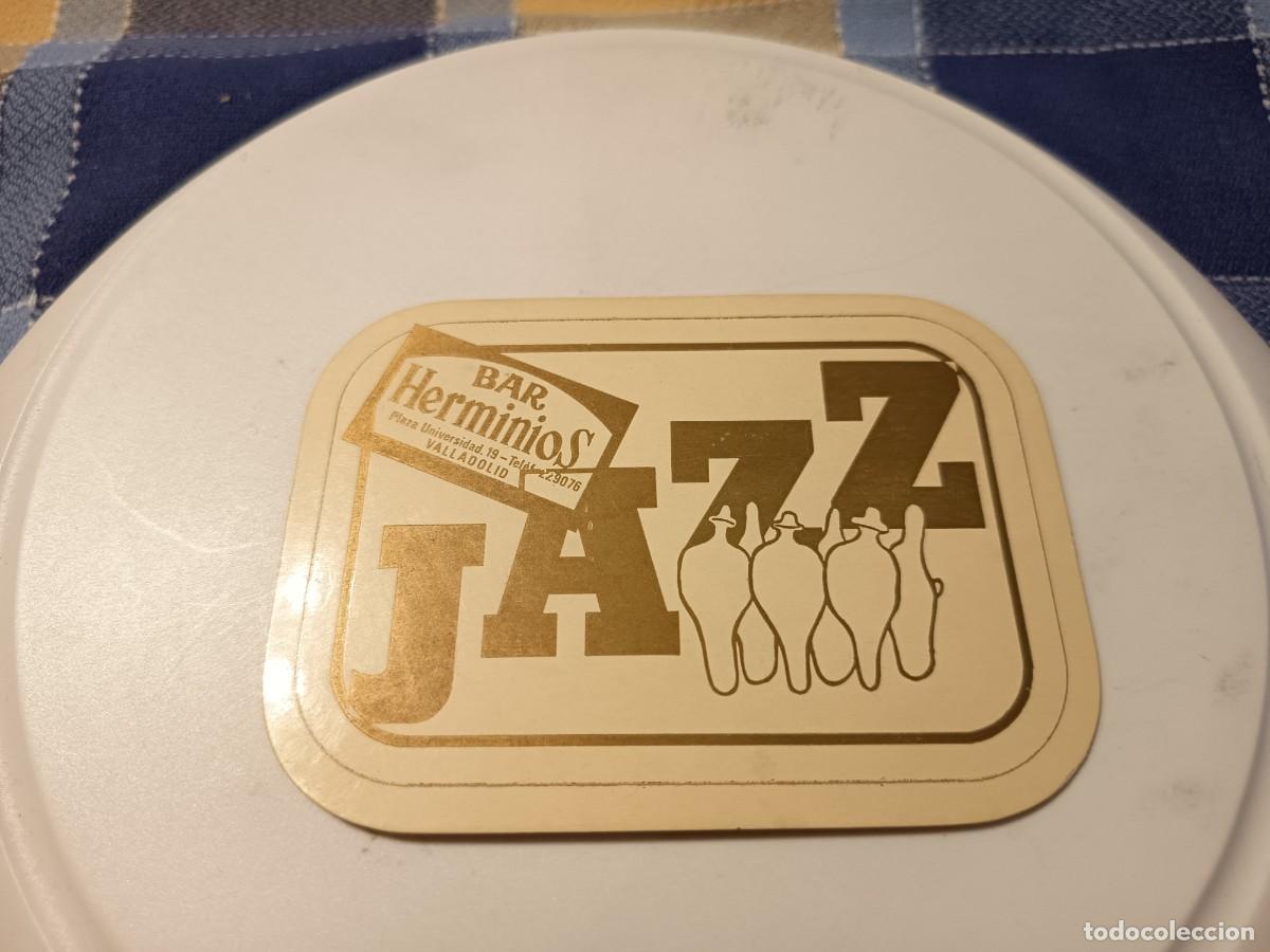 Otros art&iacute;culos de coleccionismo en papel: POSAVASOS BAR HERMINIOS-JAZZ-VALLADOLID