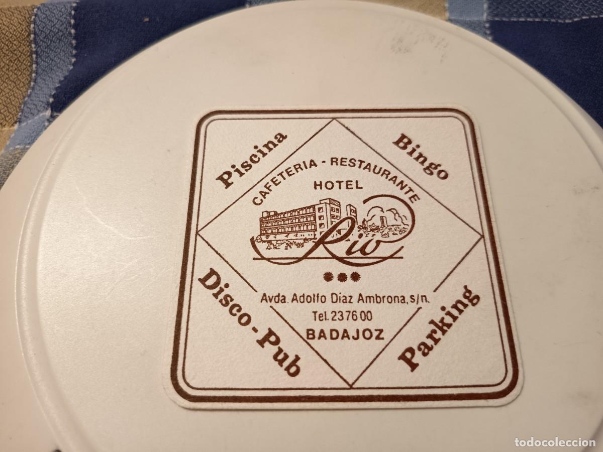 Otros art&iacute;culos de coleccionismo en papel: POSAVASOS HOTEL RIO -BADAJOZ