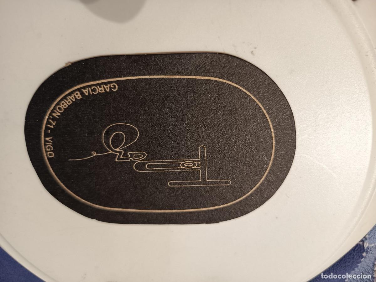 Otros art&iacute;culos de coleccionismo en papel: POSAVASOS PUB TOPAZ-VIGO-PONTEVEDRA