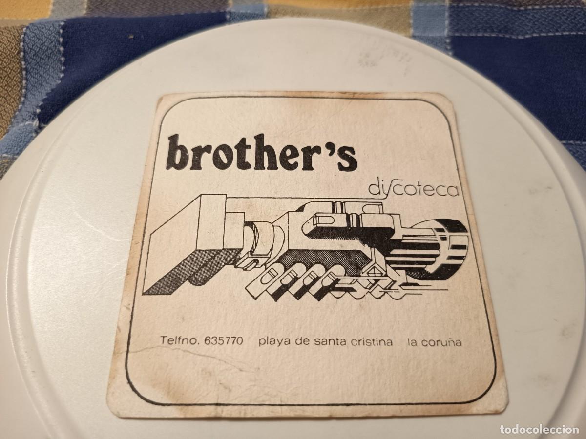 Otros art&iacute;culos de coleccionismo en papel: POSAVASOS DISCOTECA BROTHER'S-LA CORU&Ntilde;A