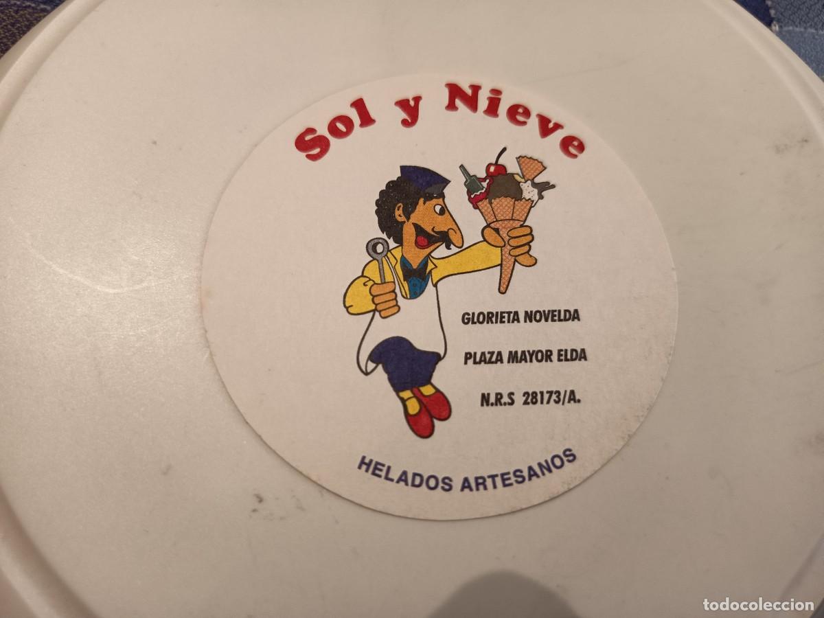 Otros art&iacute;culos de coleccionismo en papel: POSAVASOS HELADOS SOL Y NIEVE-ELDA-ALICANTE