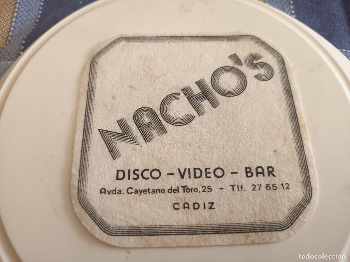 Otros art&iacute;culos de coleccionismo en papel: POSAVASOS DISCO BAR NACHO'S-CADIZ