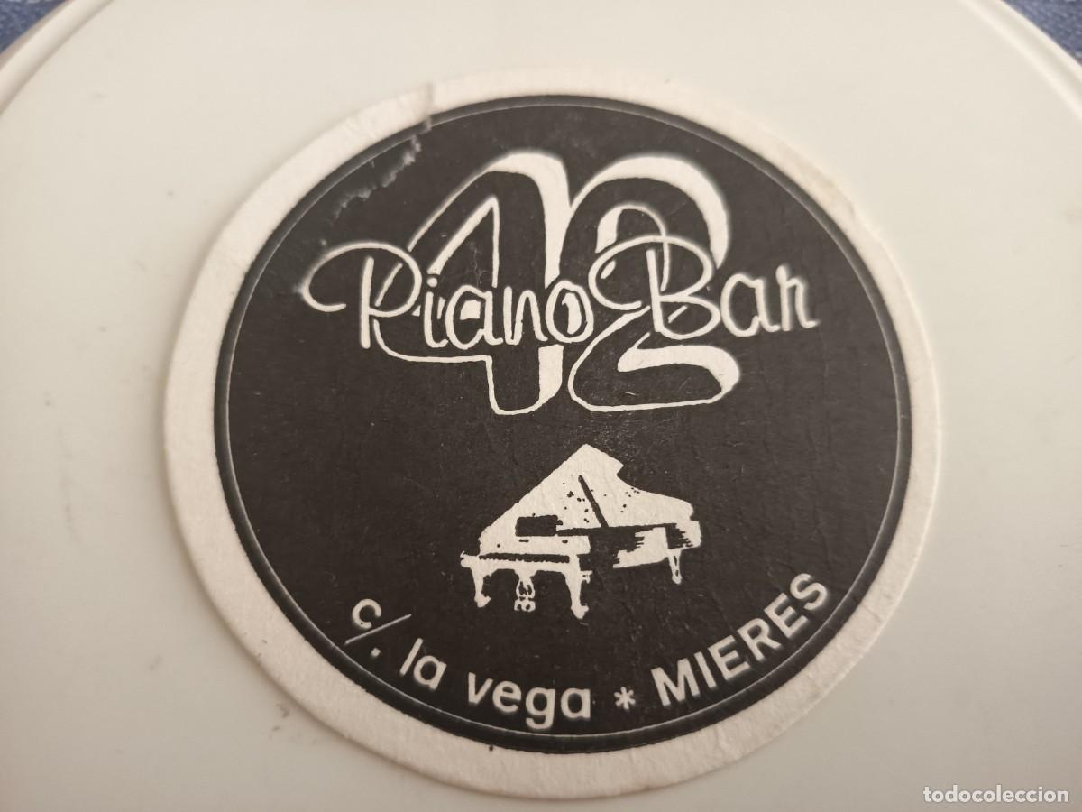 Otros art&iacute;culos de coleccionismo en papel: POSAVASOS PIANO BAR 42-MIERES-ASTURIAS