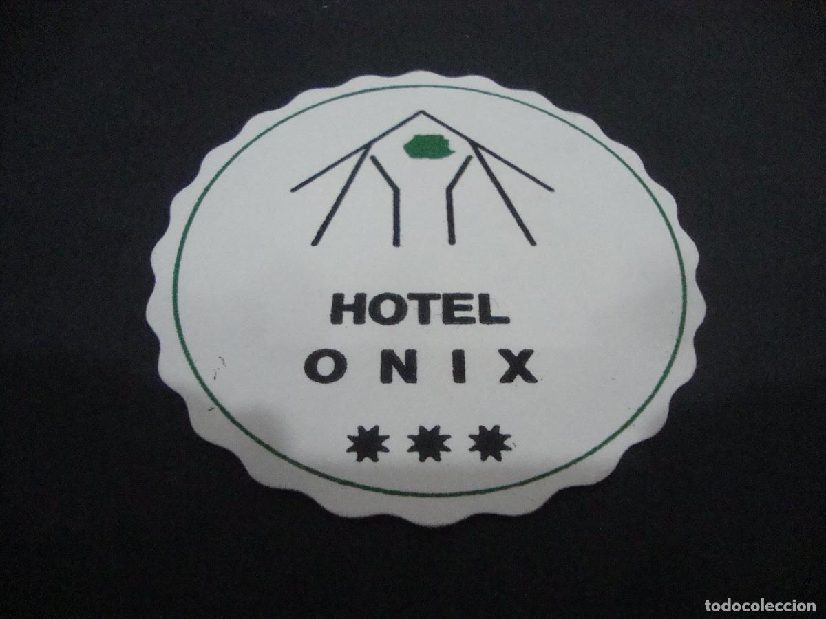 Otros art&iacute;culos de coleccionismo en papel: POSAVASOS HOTEL ONIX