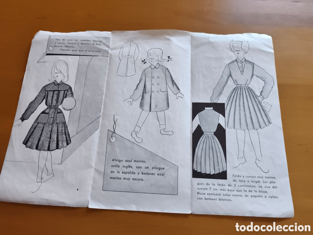 Otros art&iacute;culos de coleccionismo en papel: Tr&iacute;ptico uniforme carmelitas
