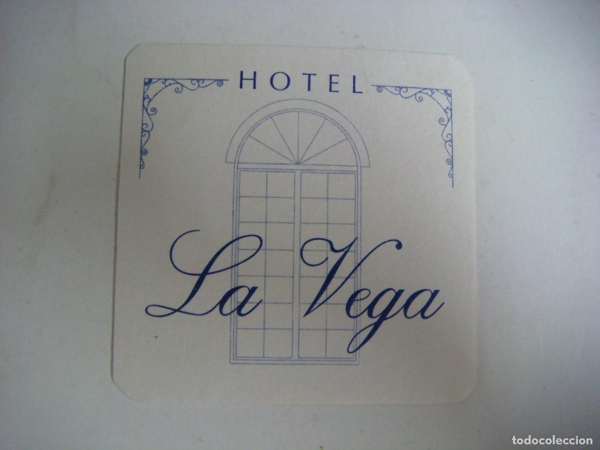 Otros art&iacute;culos de coleccionismo en papel: POSAVASOS DE PAPEL DE HOTEL LA VEGA VALLADOLID-CAR-N&ordm;-82-BIS