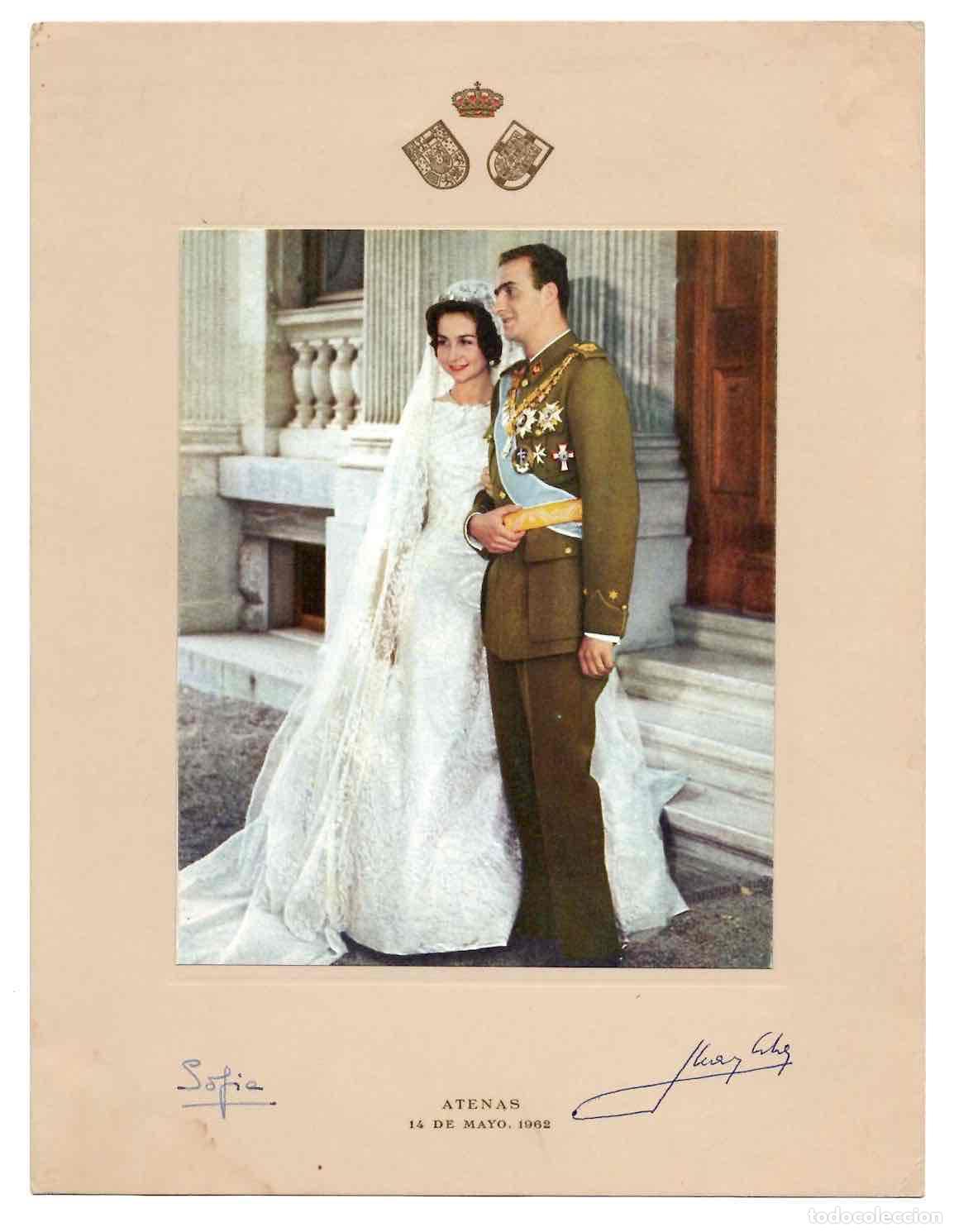 Otros art&iacute;culos de coleccionismo en papel: TARJETON ENLACE REINA SOFIA Y JUAN CARLOS ATENAS 14 DE MAYO DE 1962. FIRMADA DE PU&Ntilde;O Y LETRA