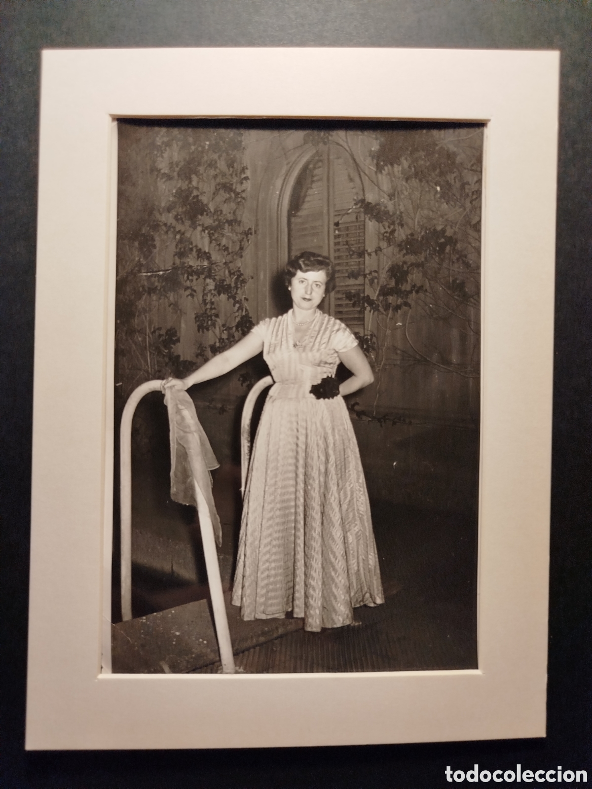 Otros art&iacute;culos de coleccionismo en papel: Retrato mujer con vestido