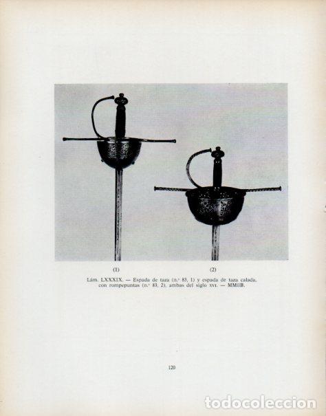 Paper Collecting Others: LAMINA V53957: Espadas de taza y de taza calada con rompepuntas del siglo XVI