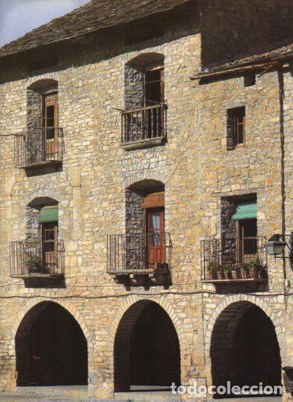 Collectionnisme Papier divers: LAMINA V54792: Plaza Mayor de Ainsa, Huesca - Wifredo Rincon Garcia