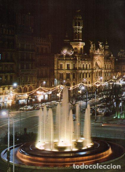 Paper Collecting Others: LAMINA V55099: Plaza del Caudillo en Valencia - Nestor Lujan