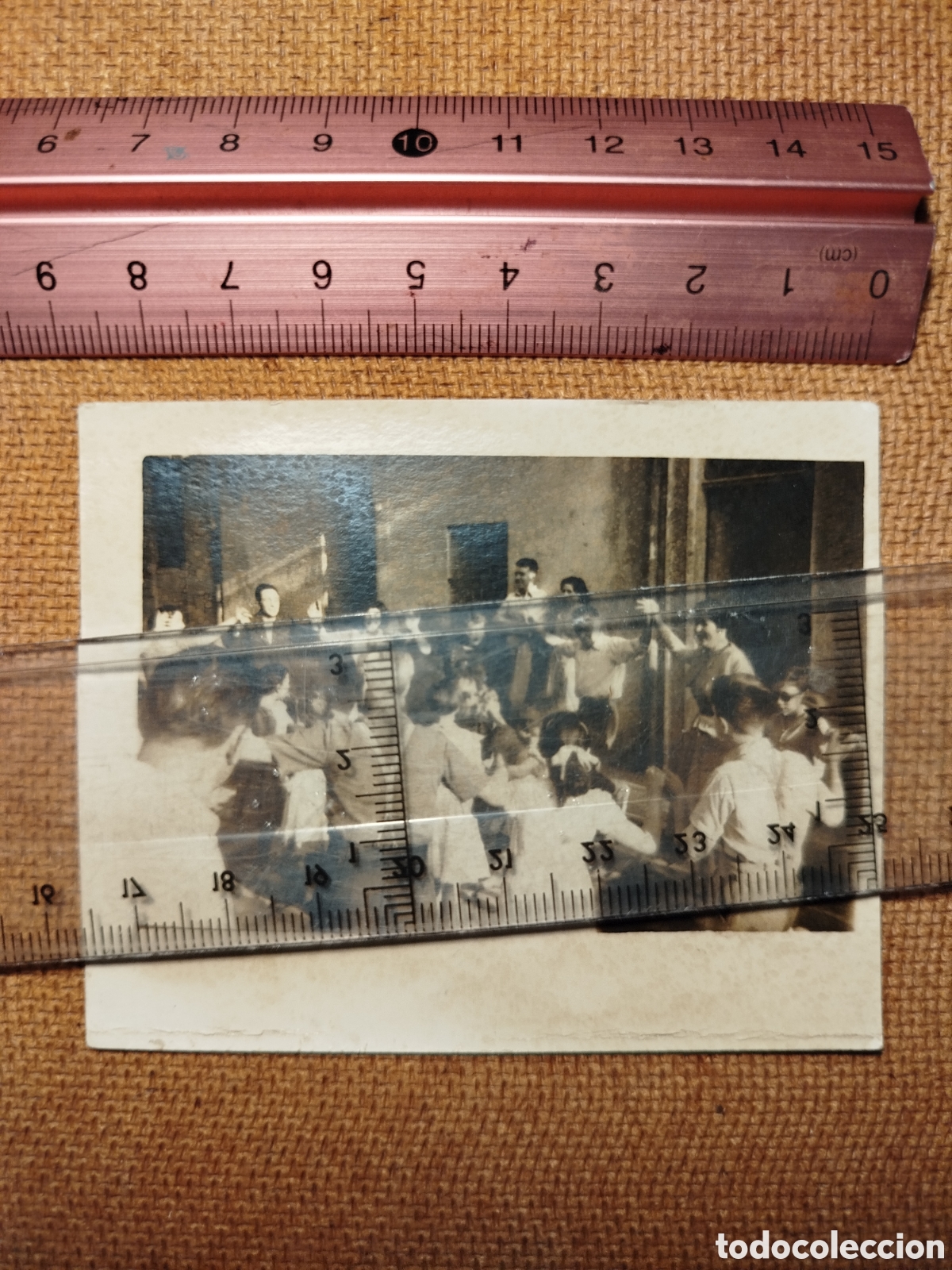 Otros art&iacute;culos de coleccionismo en papel: Fotografia antigua bailando una sardana 2