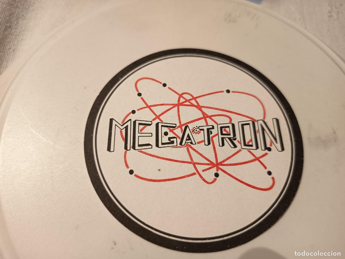 Otros art&iacute;culos de coleccionismo en papel: POSAVASOS DISCOTECA MEGATRON-BARCELONA