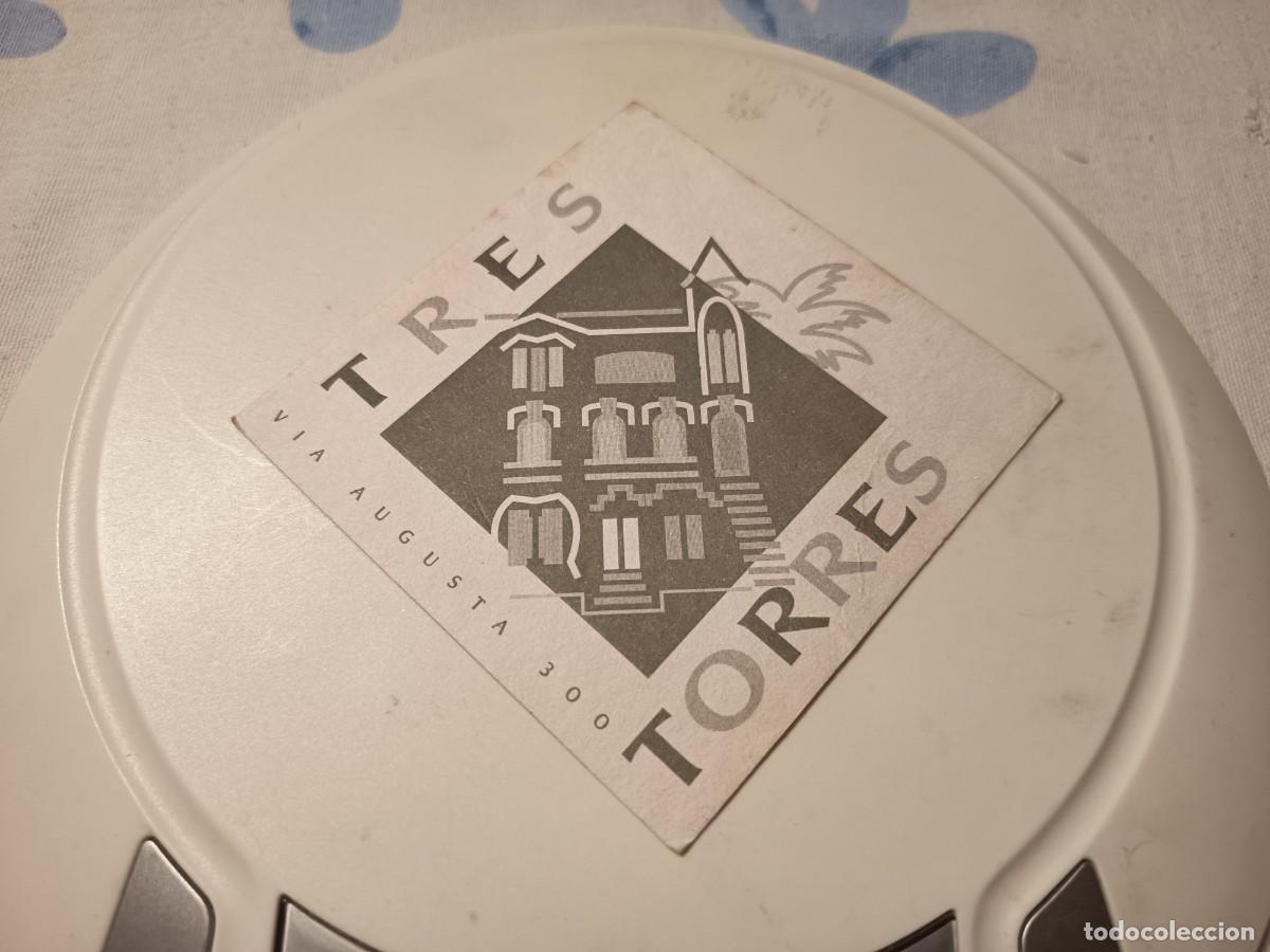 Otros art&iacute;culos de coleccionismo en papel: POSAVASOS PUB TRES TORRES-BARCELONA