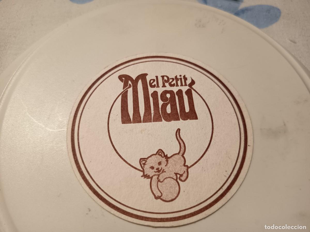 Otros art&iacute;culos de coleccionismo en papel: POSAVASOS BAR EL PETIT MIAU-BARCELONA