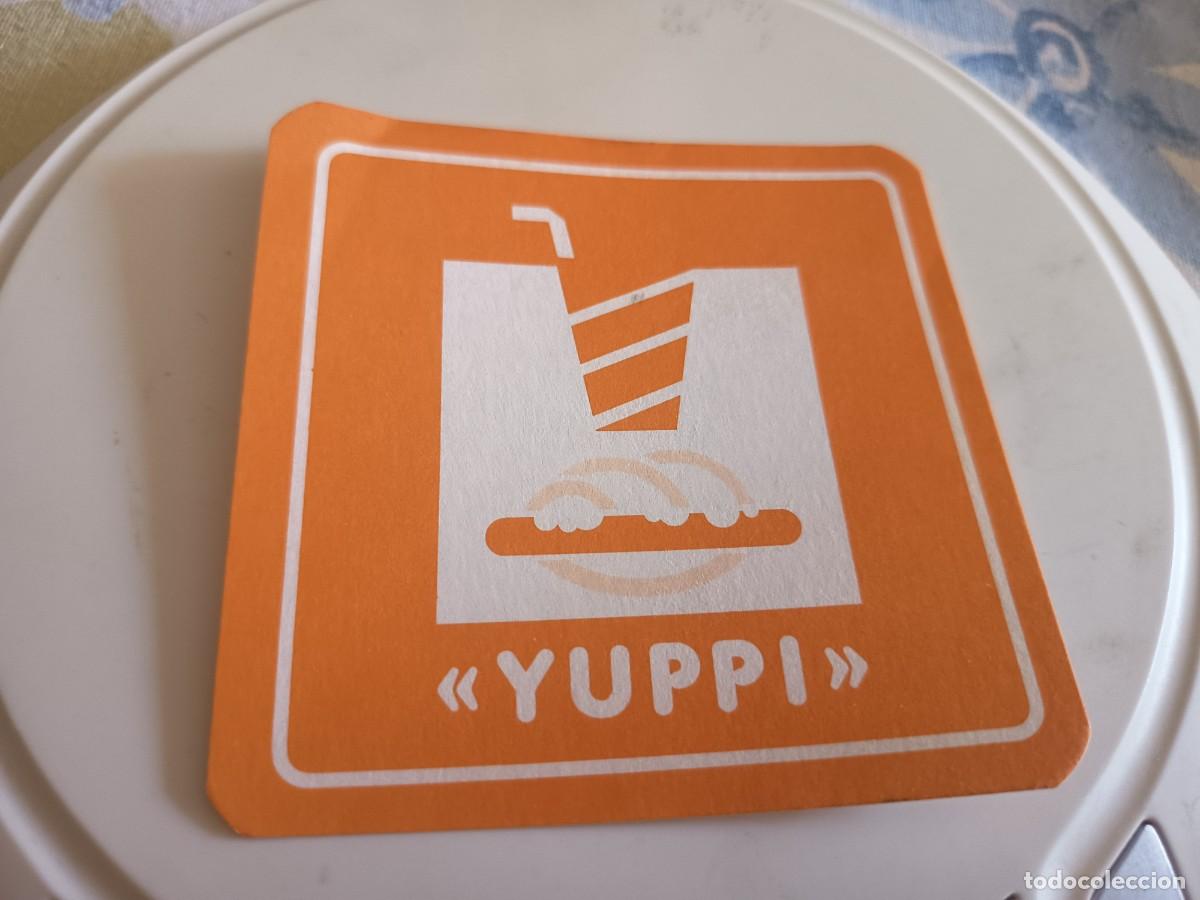 Otros art&iacute;culos de coleccionismo en papel: POSAVASOS HAMBURGUESERIA YUPPI-OVIEDO