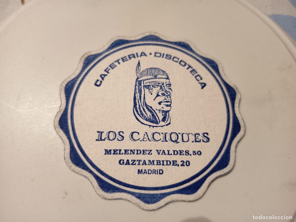Otros art&iacute;culos de coleccionismo en papel: POSAVASOS CAFETERIA DISCOTECA LOS CACIQUES-MADRID