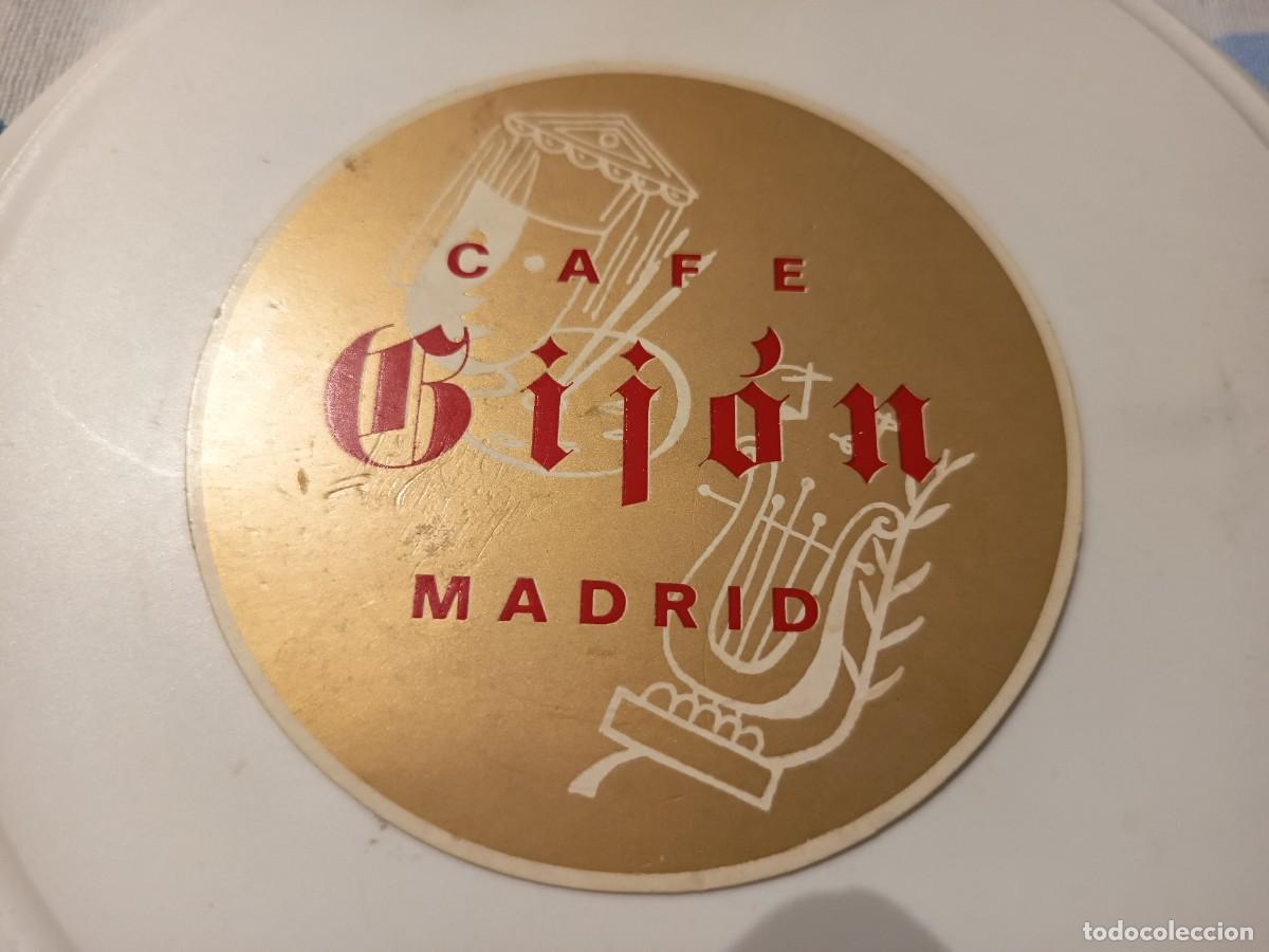 Otros art&iacute;culos de coleccionismo en papel: POSAVASOS CAFE GIJON-MADRID