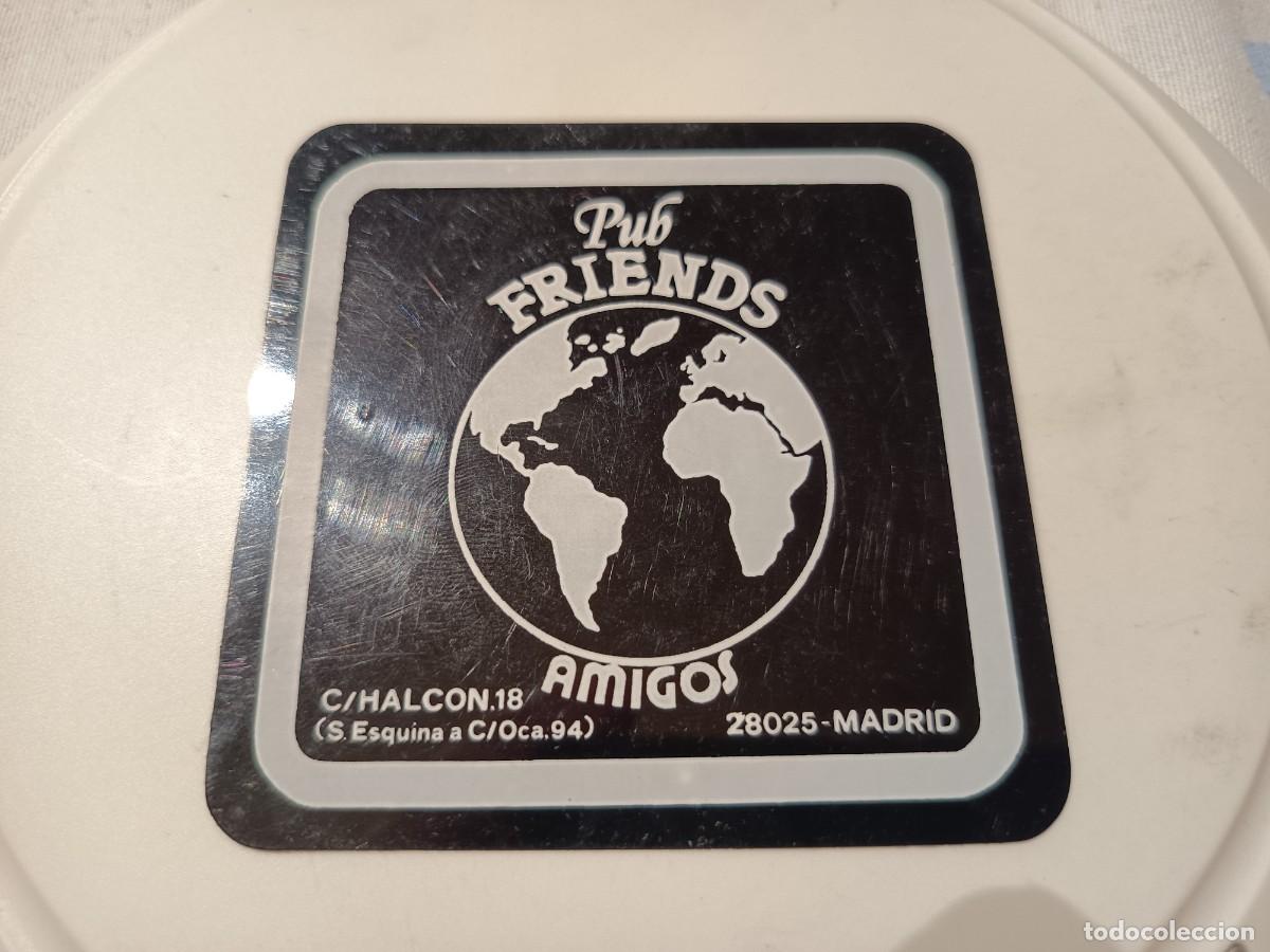 Otros art&iacute;culos de coleccionismo en papel: POSAVASOS PUB FRIENDS,AMIGOS-MADRID