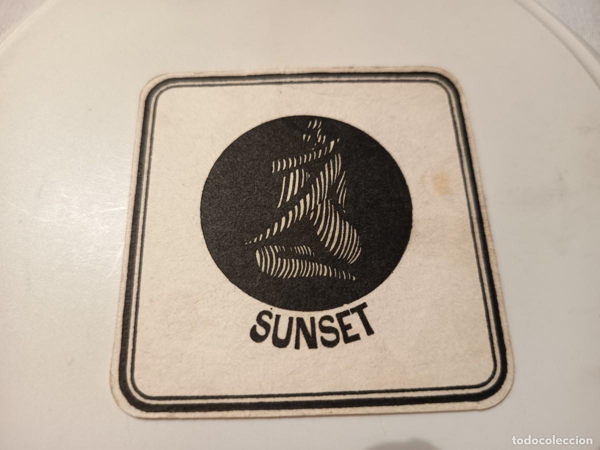 Otros art&iacute;culos de coleccionismo en papel: POSAVASOS CLUB SUNSET-MADRID