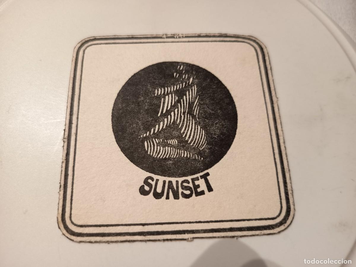 Otros art&iacute;culos de coleccionismo en papel: POSAVASOS CLUB SUNSET-MADRID