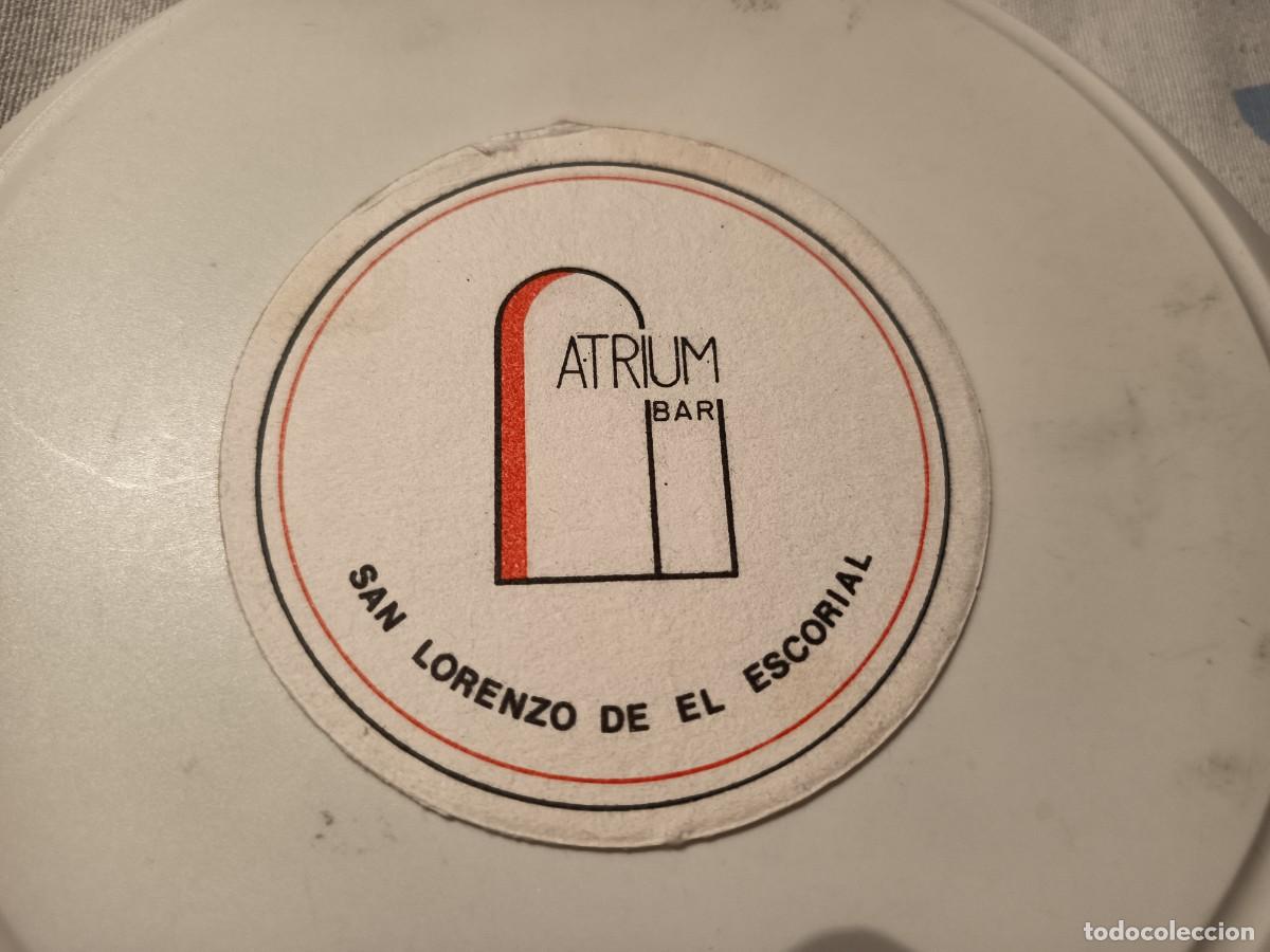 Altri oggetti di carta: POSAVASOS BAR ATRIUM-SAN LORENZO DEL ESCORIAL-MADRID