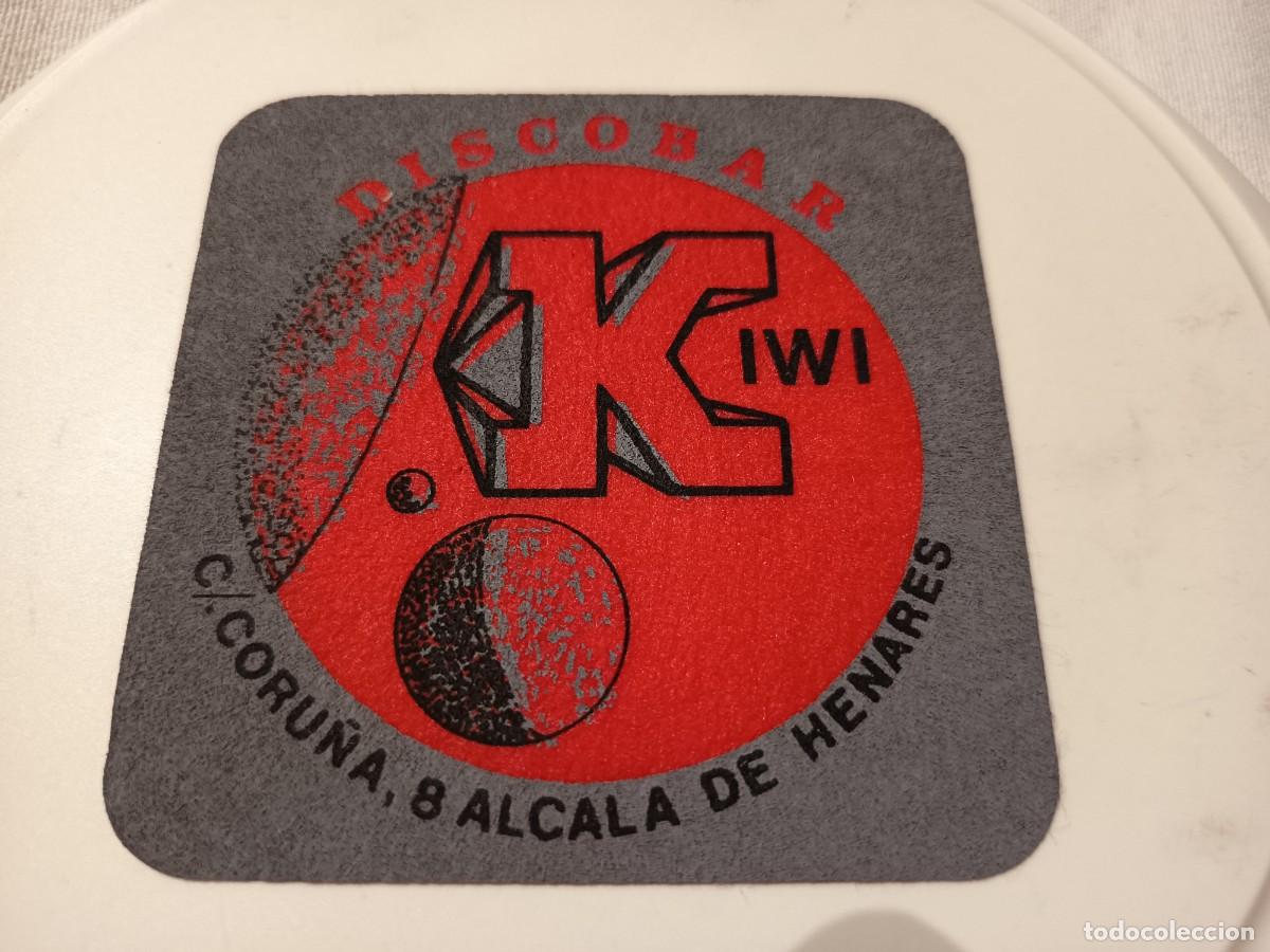 Otros art&iacute;culos de coleccionismo en papel: POSAVASOS DISCO BAR KIWI-ALCALA DE HENARES-MADRID