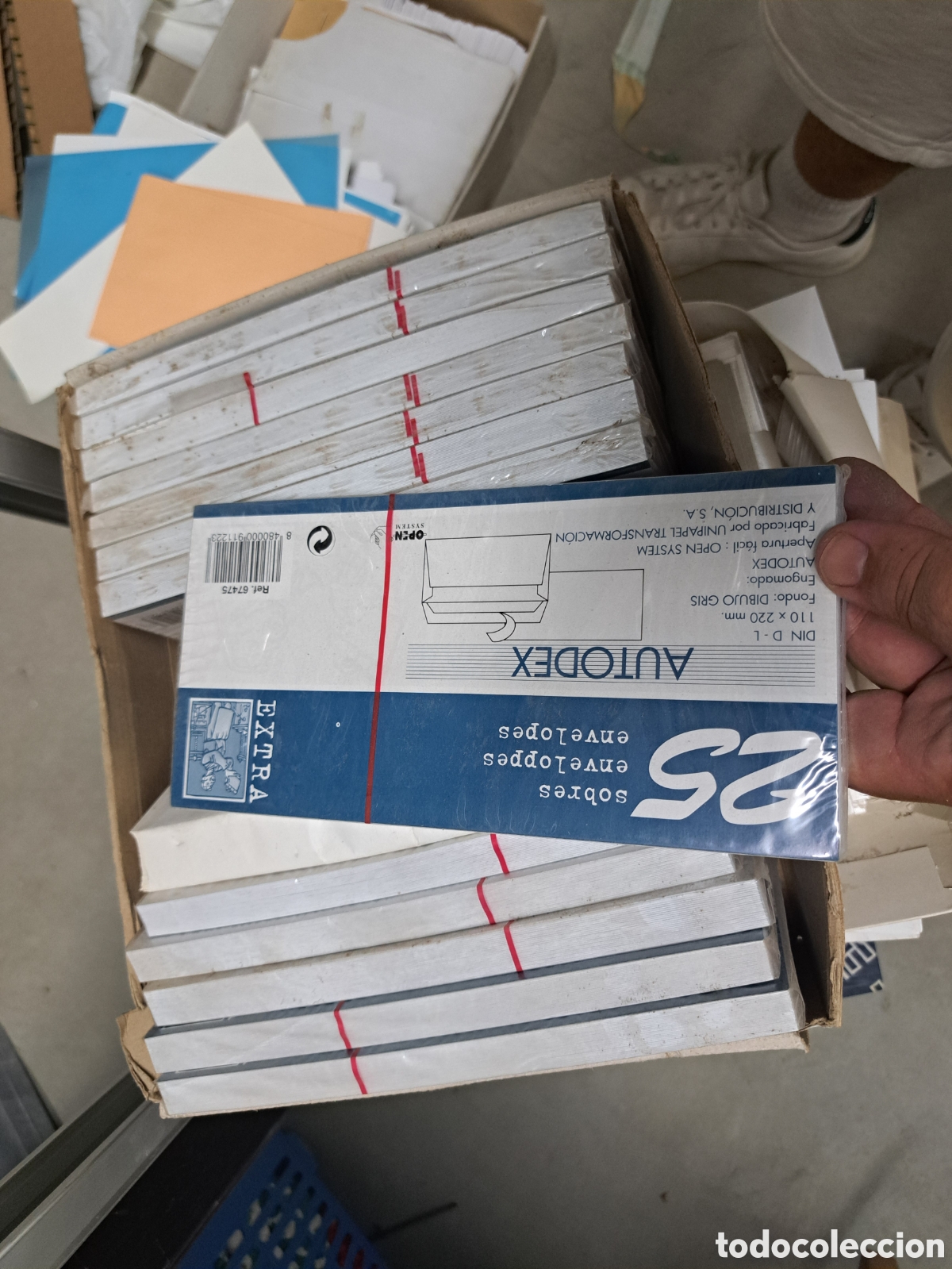 Otros art&iacute;culos de coleccionismo en papel: Jml Loca caja sobres 110mmx220mm oficina correos. Caja como se ve.