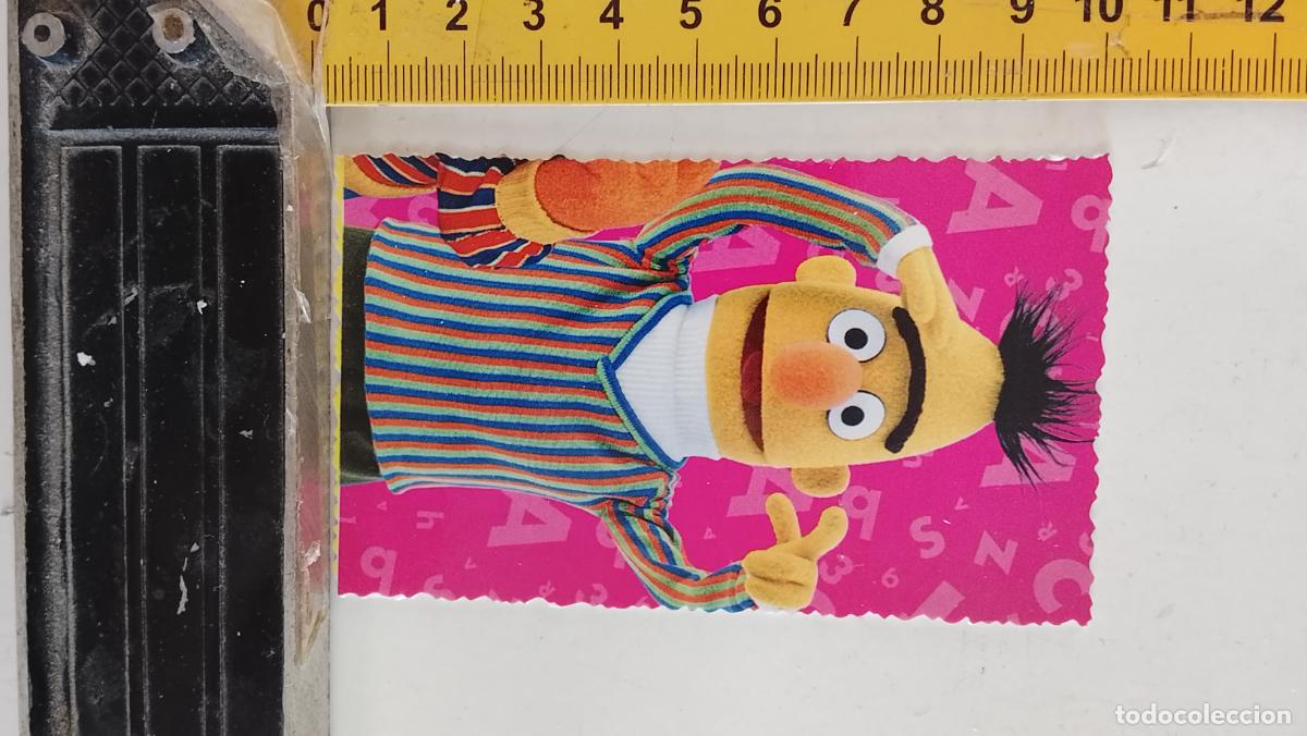 Otros art&iacute;culos de coleccionismo en papel: CARTON TROQUELADO DIBUJOS ANIMADOS SERIE DE TELEVISION BARRIO SESAMO PERSONAJES TROQUEL
