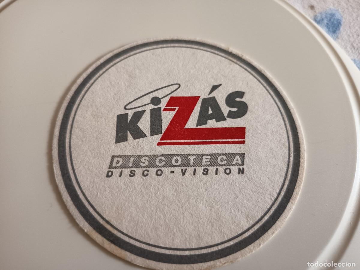 Otros art&iacute;culos de coleccionismo en papel: POSAVASOS DISCOTECA KIZAS-BARCELONA