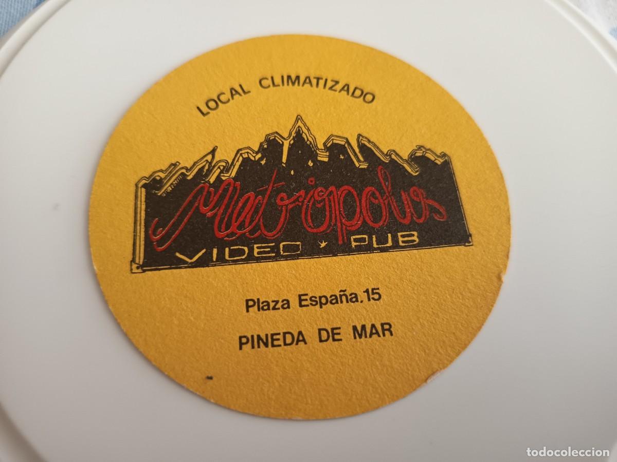 Otros art&iacute;culos de coleccionismo en papel: POSAVASOS VIDEO PUB METROPOLIS-PINEDA DE MAR-BARCELONA