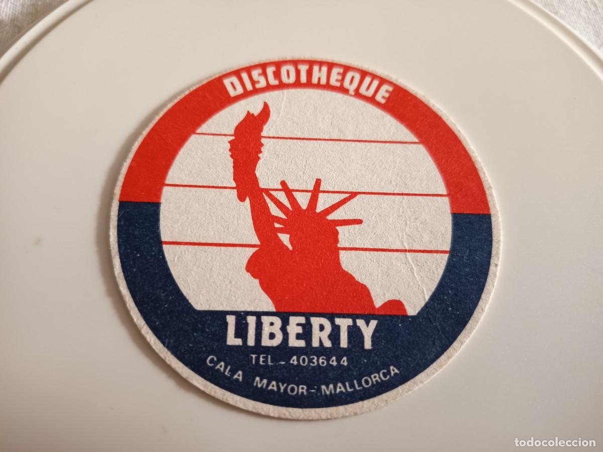 Otros art&iacute;culos de coleccionismo en papel: POSAVASOS DISCOTECA LIBERTY-CALA MAYOR-MALLORCA-BALEARES