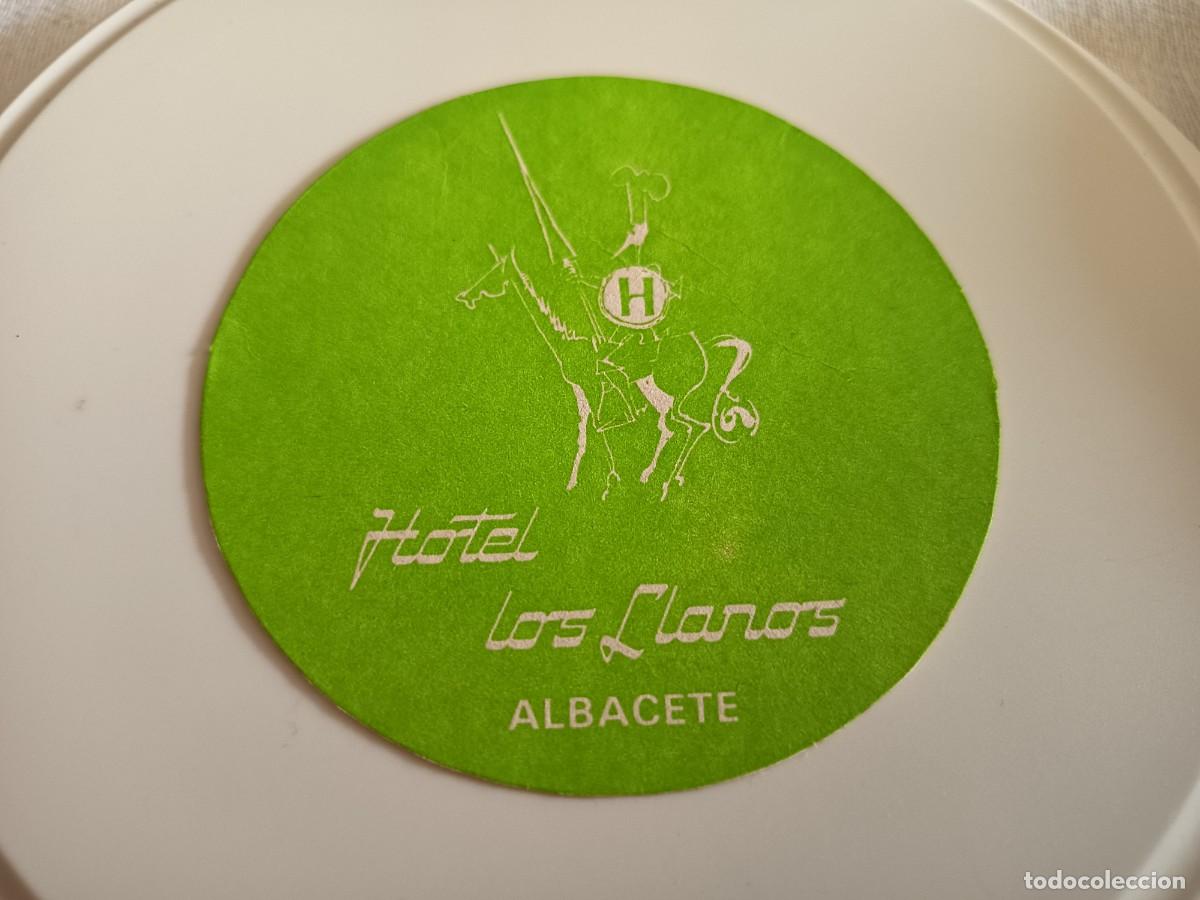 Otros art&iacute;culos de coleccionismo en papel: POSAVASOS HOTEL LOS LLANOS-ALBACETE