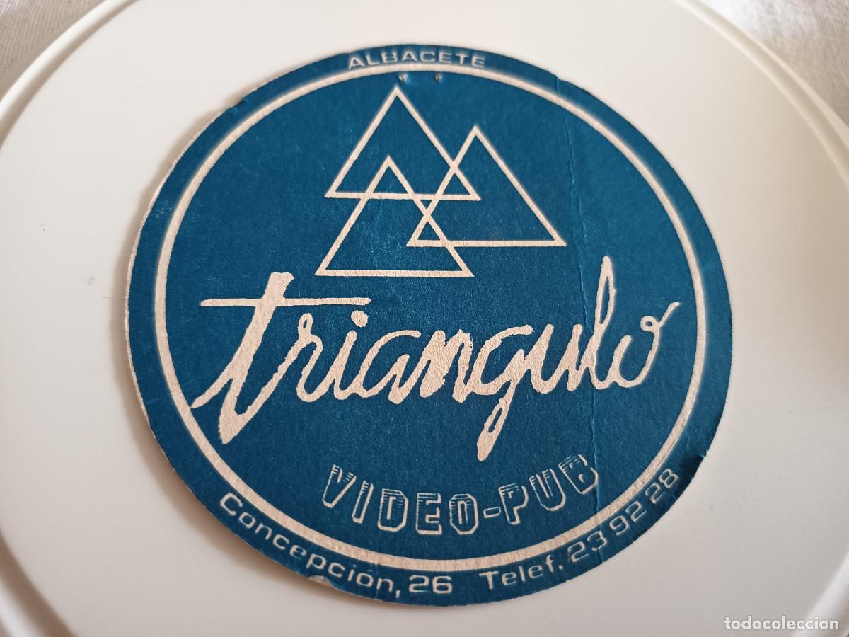 Otros art&iacute;culos de coleccionismo en papel: POSAVASOS VIDEO PUB TRIANGULO-ALBACETE
