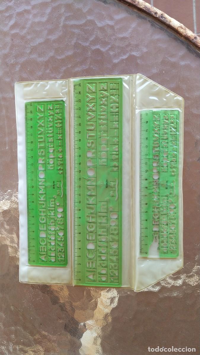 Otros art&iacute;culos de coleccionismo en papel: Lote de tres reglas con moldes de letras y n&uacute;meros a&ntilde;os 80