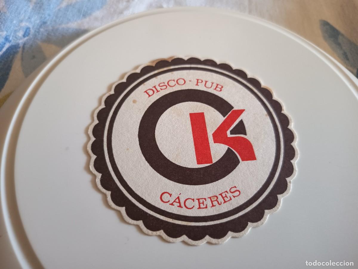 Otros art&iacute;culos de coleccionismo en papel: POSAVASOS DISCO PUB OK-CACERES