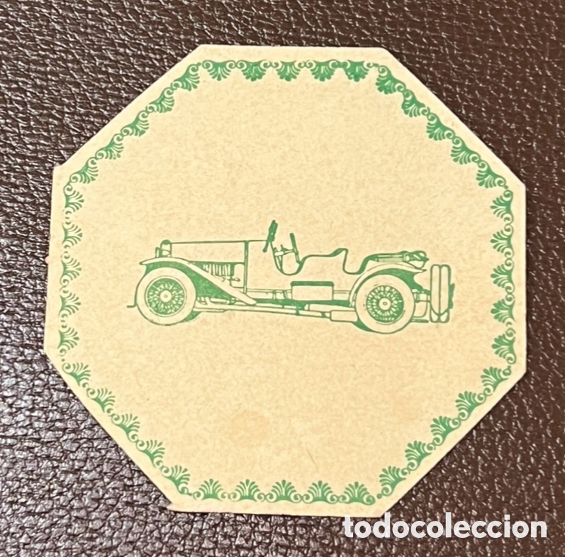 Otros art&iacute;culos de coleccionismo en papel: Posavasos. Imagen de coche antiguo. A&ntilde;os 70.