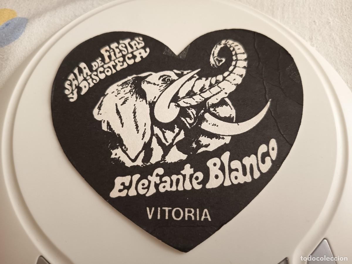 Otros art&iacute;culos de coleccionismo en papel: POSAVASOS SALA DE FIESTAS ELEFANTE BLANCO-VITORIA-ALAVA