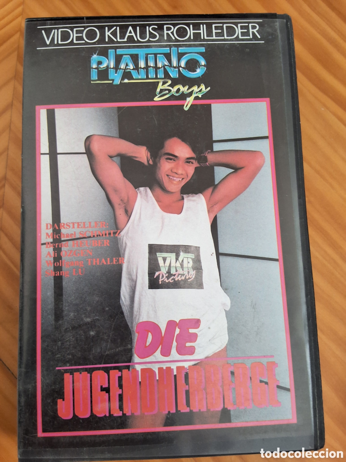 Otros art&iacute;culos de coleccionismo en papel: Die jugendherberge platino boys 3 pel&iacute;cula VHS entre hombres para adultos