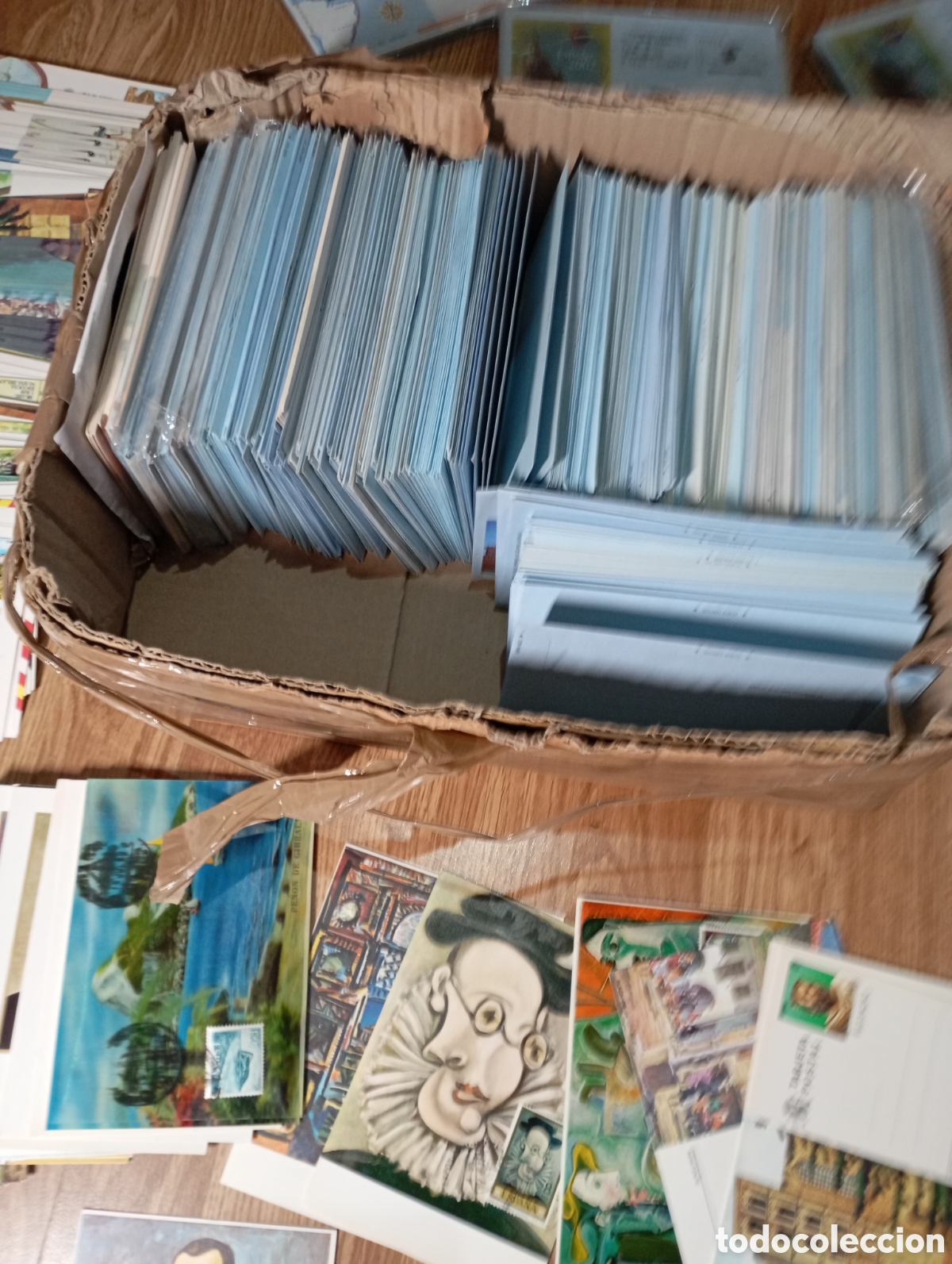 Otros art&iacute;culos de coleccionismo en papel: Aerogramas y postales + de 1500 piezas - Foto 3