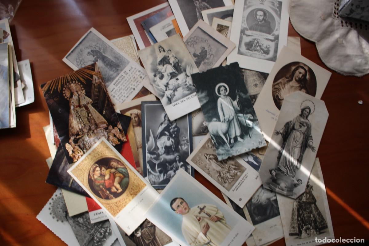 Otros art&iacute;culos de coleccionismo en papel: Lote de estampitas religiosas.