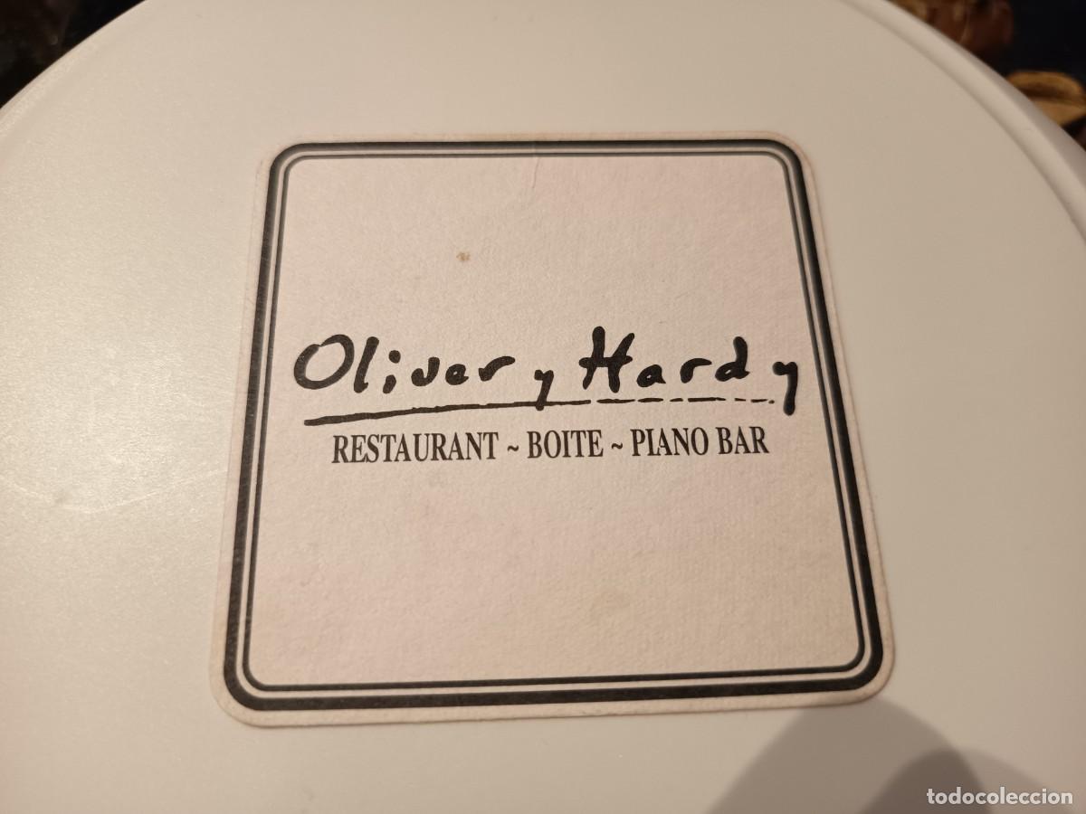 Otros art&iacute;culos de coleccionismo en papel: POSAVASOS RESTAURANTE OLIVER Y HARDY-BARCELONA