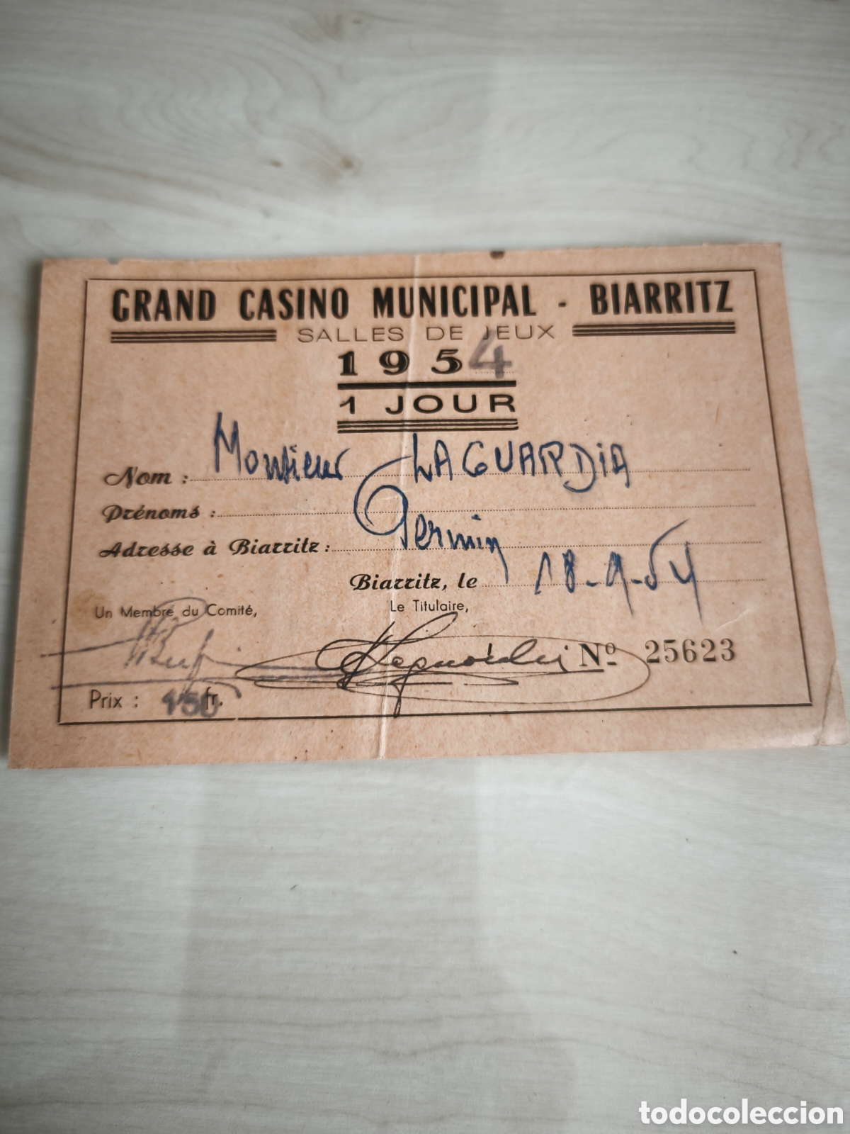 Otros art&iacute;culos de coleccionismo en papel: Entrada casino de Biarritz 1954, v&aacute;lido para un dia