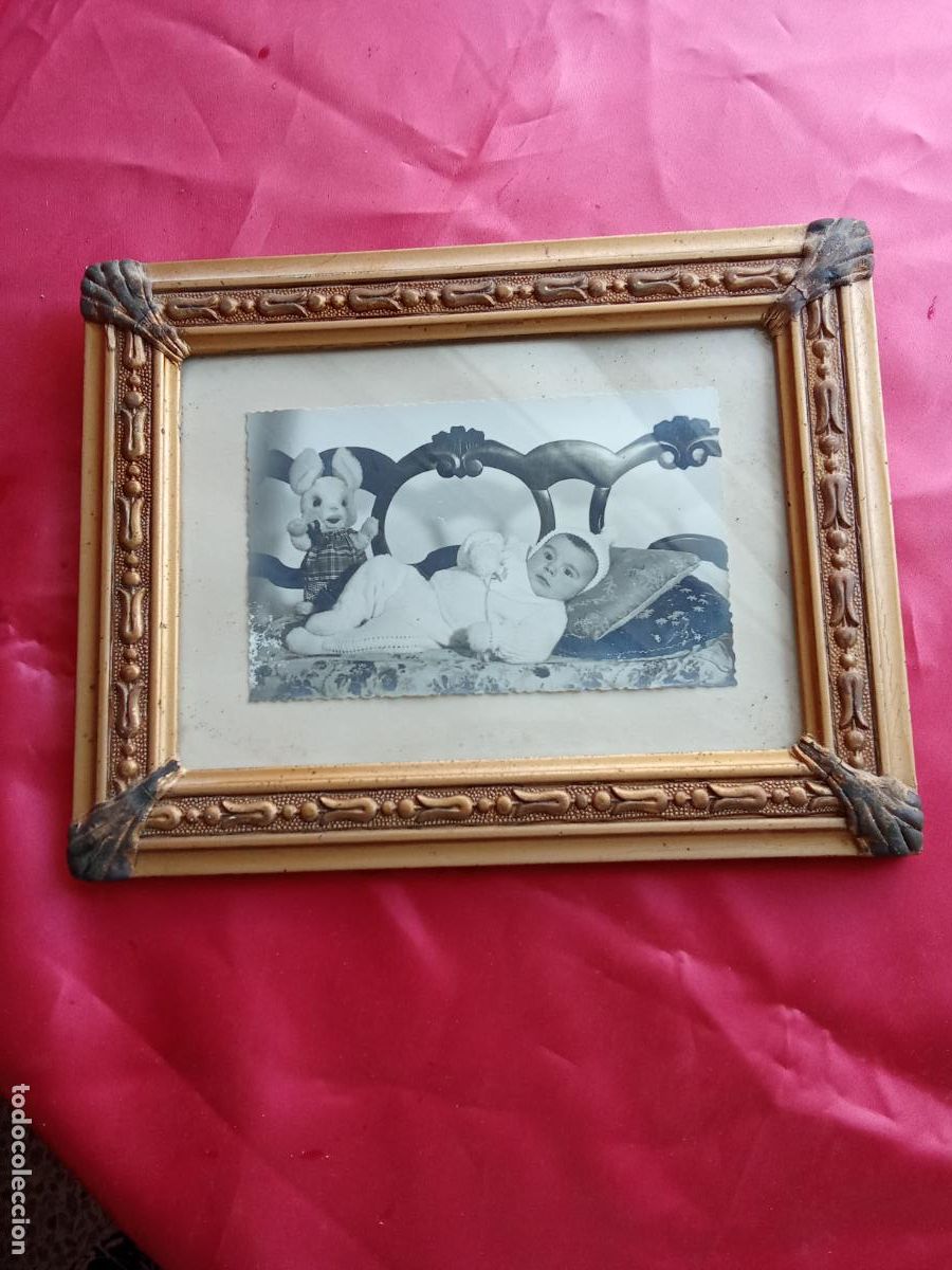 Otros art&iacute;culos de coleccionismo en papel: Fotograf&iacute;a beb&eacute; antigua original de estudio A&ntilde;os 40-50. Caja delicado